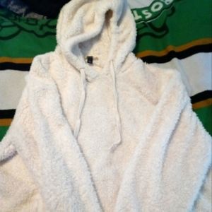 Nice comfortable hoodie fur style